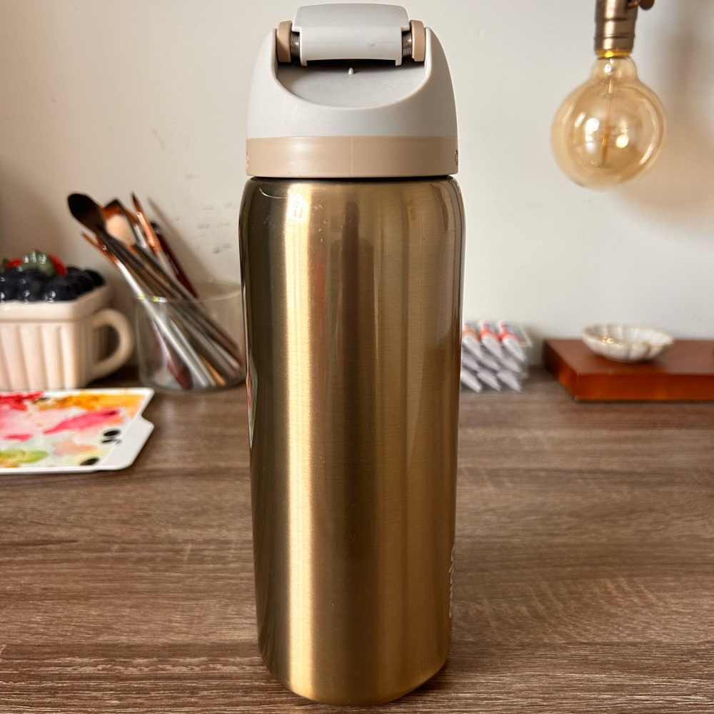 Owala 32oz Water Bottle - Picture 4 of 5